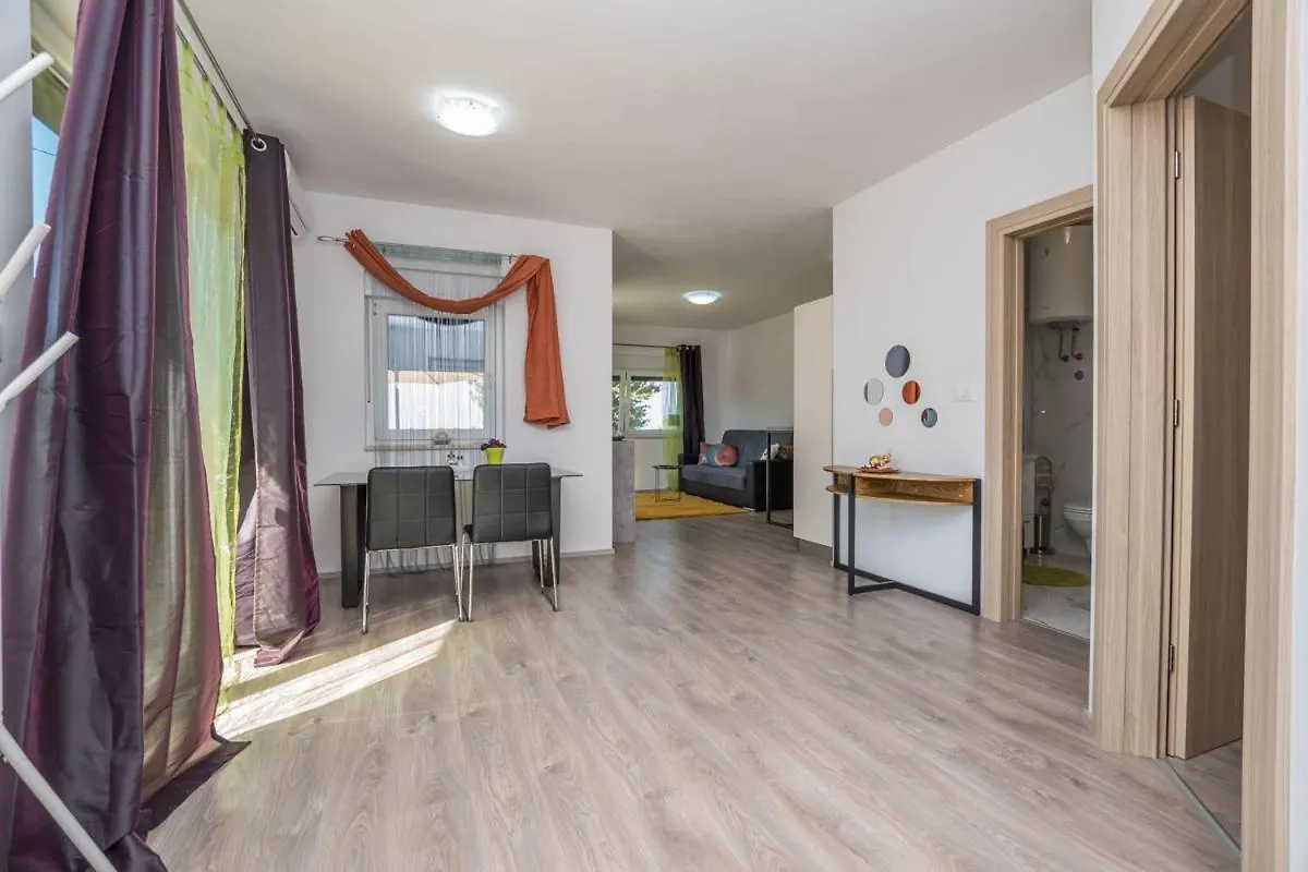 Apartments Bella Vista Nova Vas  0*, Nova Vas (Porec)