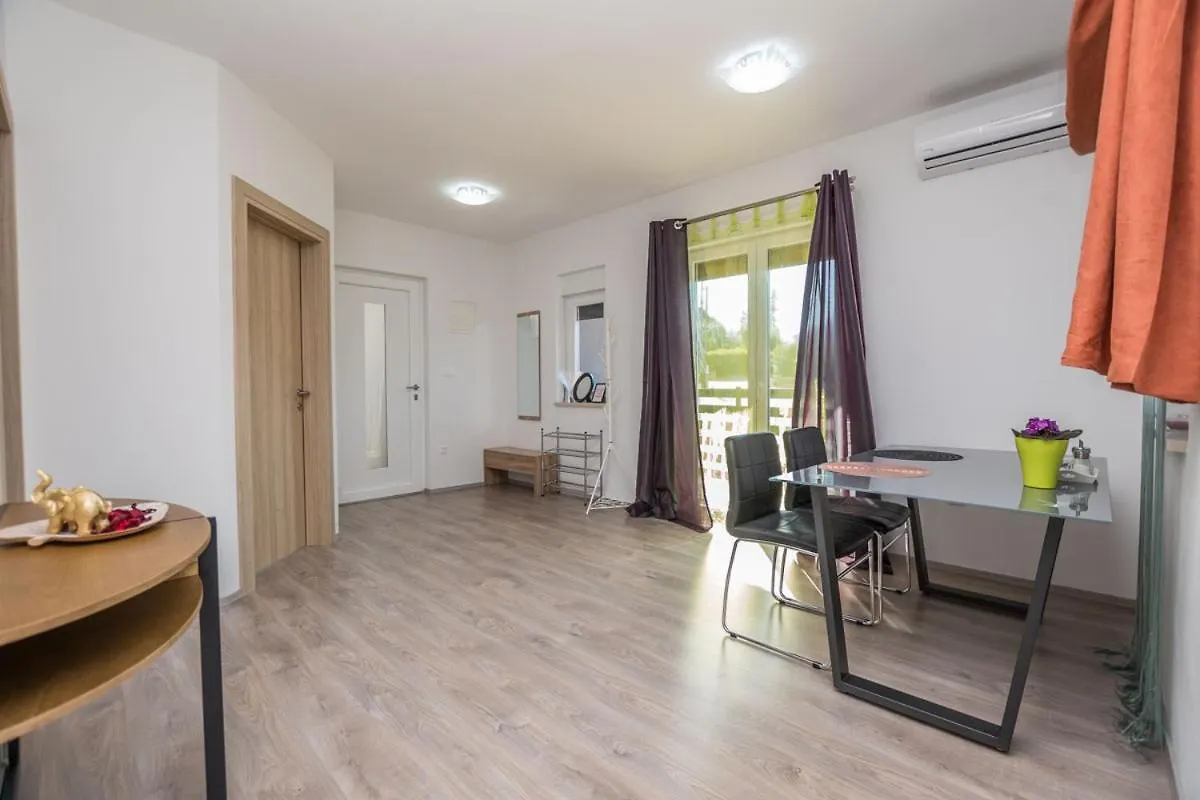 Apartments Bella Vista Nova Vas  Nova Vas (Porec)